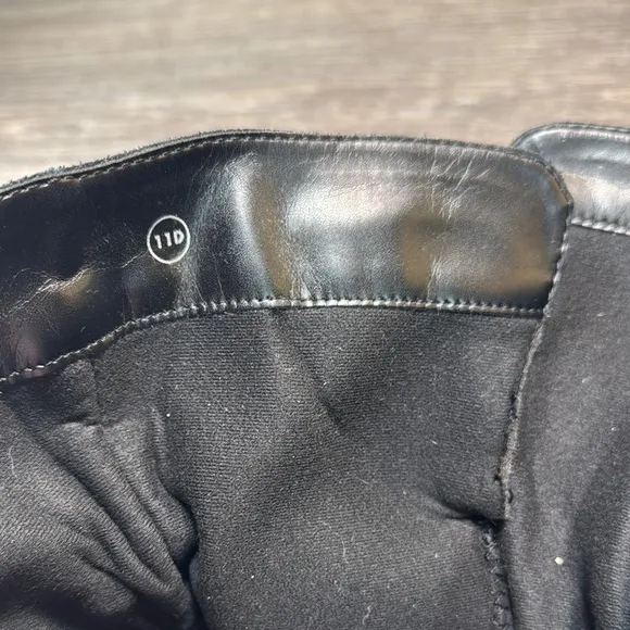 Earth Black suede/leather Boots woman’s size 11 (b90)
