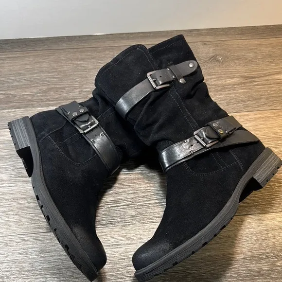 Earth Black suede/leather Boots woman’s size 11 (b90)