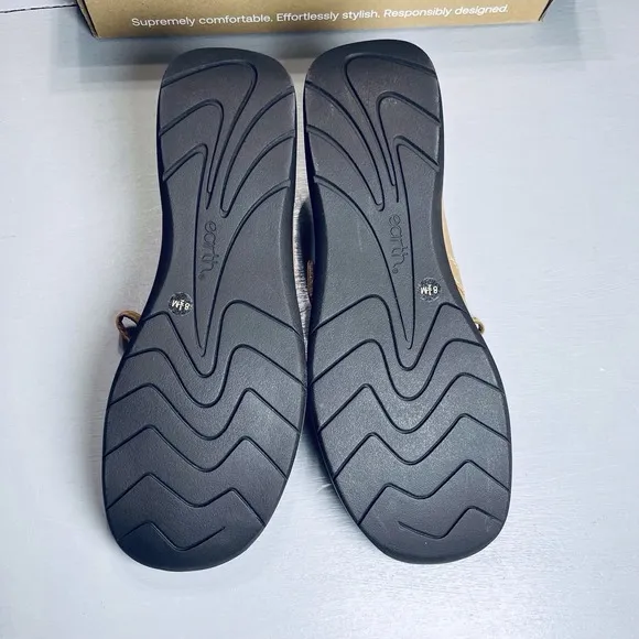 Earth Tose Mary Jane Flats Leather Shoes Size 8.5
