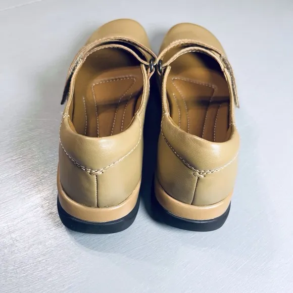 Earth Tose Mary Jane Flats Leather Shoes Size 8.5