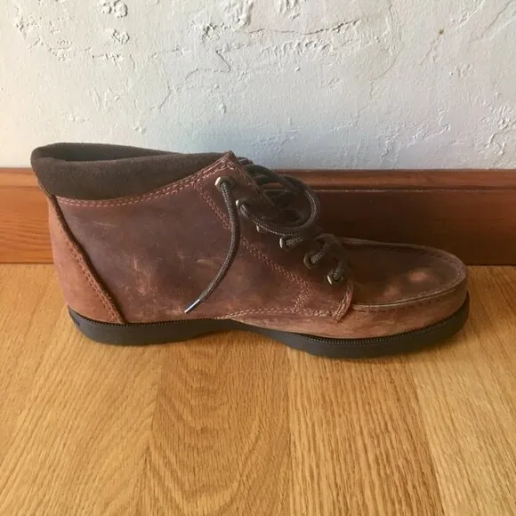 Eastland High Top Boots Brown Suede Boots Laced Up Boots Size 9 Brown Boots
