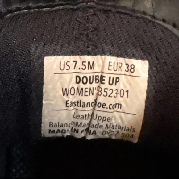 EASTLAND NWOT Women’s Black Leather Ankle Boots