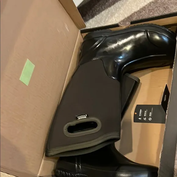 Ecco Black Glossy Rain and Snow Boots