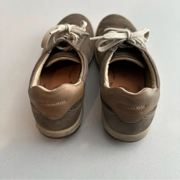 ECCO Chase II 2 Gray Leather Sneakers Lace Up Shoes Women Size 7 EU 37 EUC