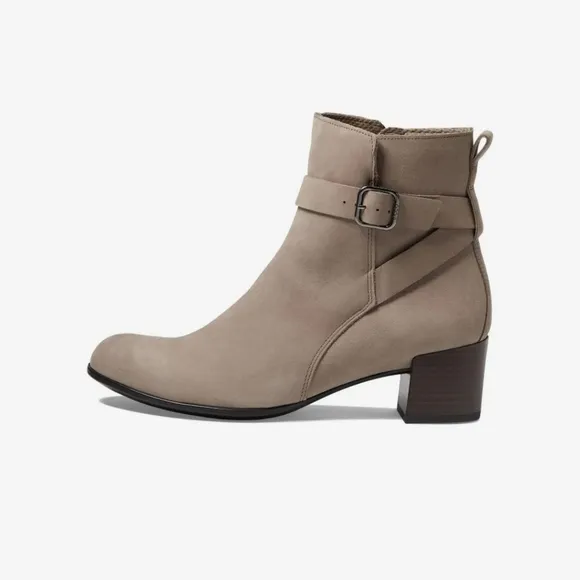 ECCO Clasdic Ankle Bootie