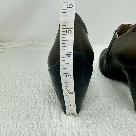 Ecco - Ladies’ Oxford-Style Booties (EU 40)