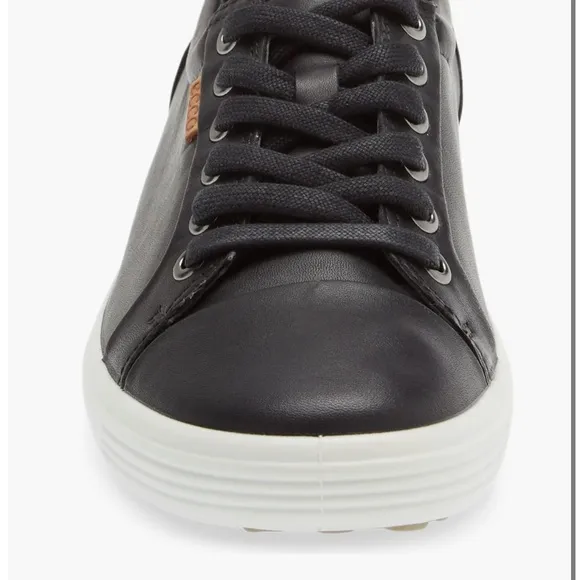 Ecco Women's Soft VII Fashion Sneaker Black – Sz 8 – 8.5