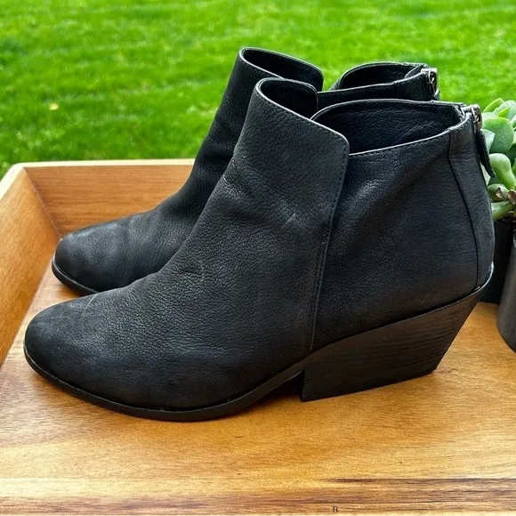 EILEEN FISCHER  “PEER” Suede Booties Heeled Ankle Boots Black | Size 9.5