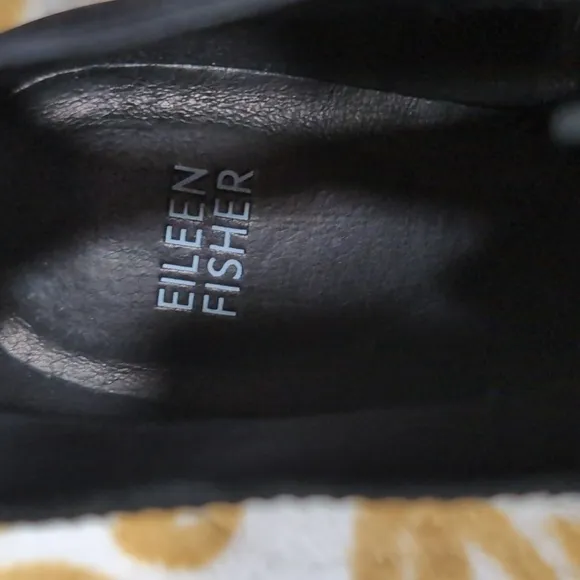 Eileen Fisher Women's Black Suede ankle boots