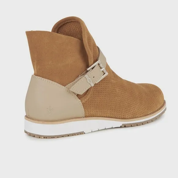 EMU AUSTRALIA Lorne Suede Ankle Boots ~ NWT