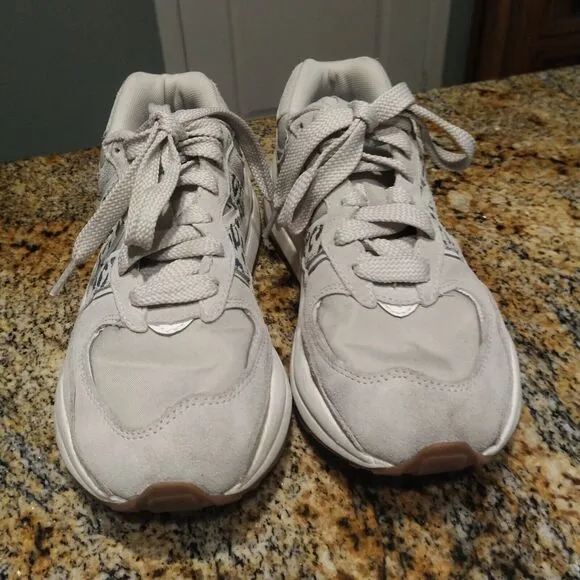 EUC New Balance 57/40 Timberwolf Leopard Gray Sneakers W5740APB Women's US 8 B