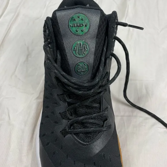 🧡EUC🧡AND 1 Attack Mid Basketball Shoes Black Junebug Gum Size 13 D3009MBZT