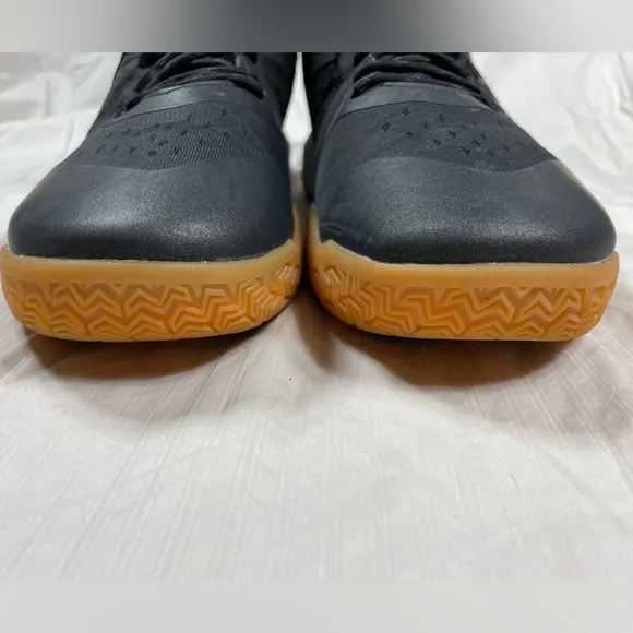 🧡EUC🧡AND 1 Attack Mid Basketball Shoes Black Junebug Gum Size 13 D3009MBZT