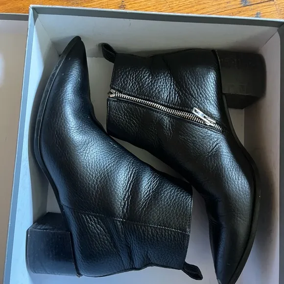 Everlane Boss Boots Black Leather Ankle 8