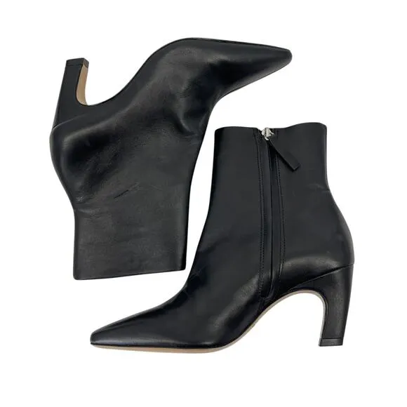 Everlane The Short Banana Boot in Black Leather Size 6 New Without Box!