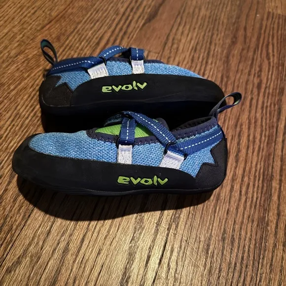 Evolv brand Kids Climbing Shoes - Blue and Green LIKE NEW