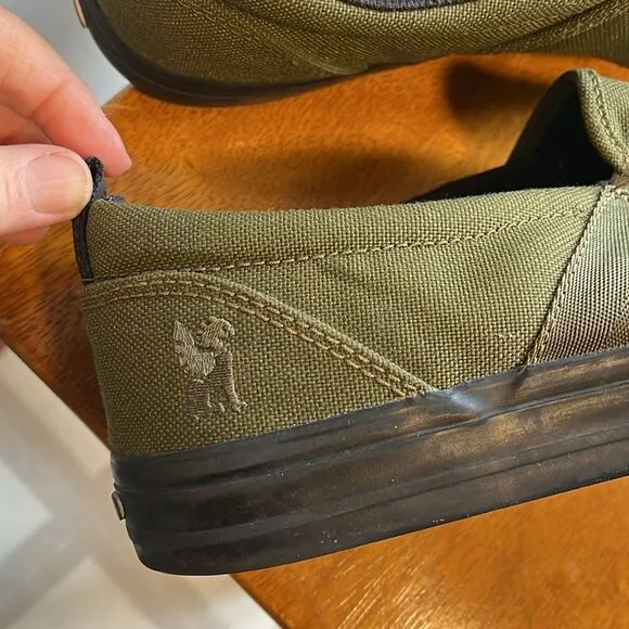 EXCELLENT CONDITION MEN’S 10-1/2 CHROME INDUSTRIES DIMA 3.0 PANARACER OLIVE SHOE