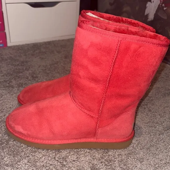 Extremely Rare Ugg Classic Short toma color size women’s 8