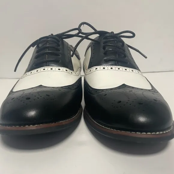 Ferro Aldo Arthur Black and White Classic Oxford Wingtips Men’s 10.5