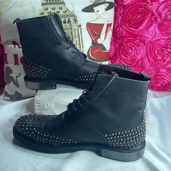 (F)KENNETH COLE, men's studded leather boots size 7.5