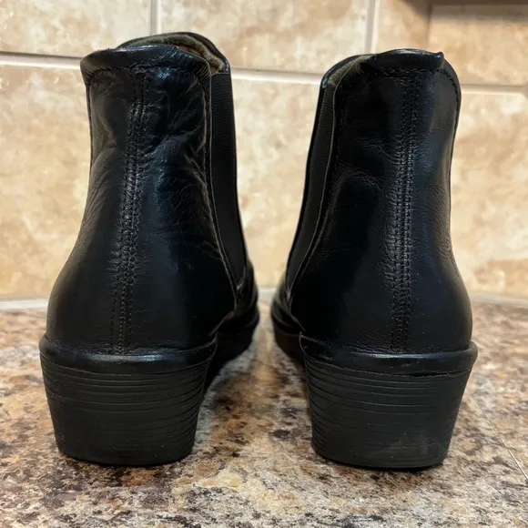 Fly London Phil Chelsea Black Ankle Boots Size 38 US 8