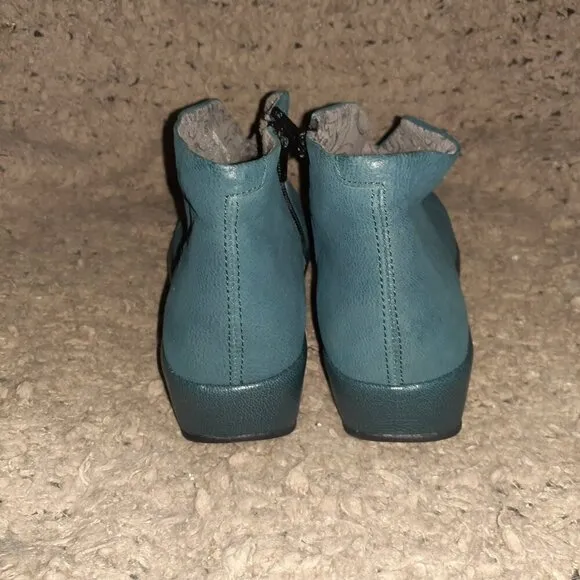 FLY LONDON-Teal Nubuck-Leather Wrapped Platform Wedge-Side Zip-Sz 37-Near Mint
