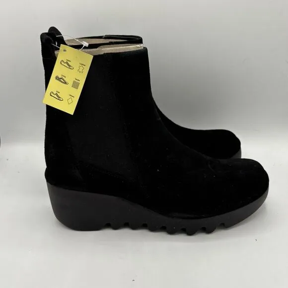 Fly London Womens Boots BAGU233FLY Slip On Chelsea Suede Leather Sz 39 US 8-8.5