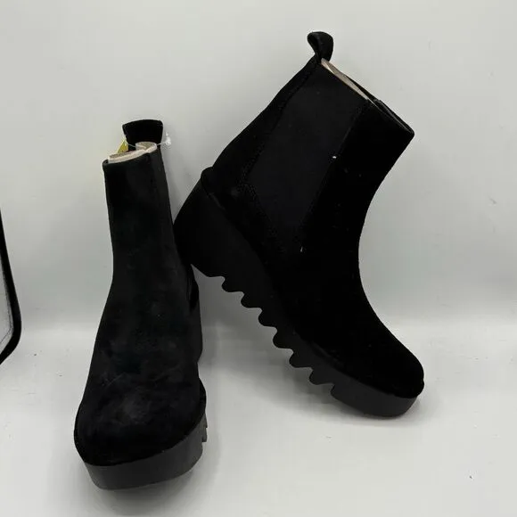 Fly London Womens Boots BAGU233FLY Slip On Chelsea Suede Leather Sz 39 US 8-8.5