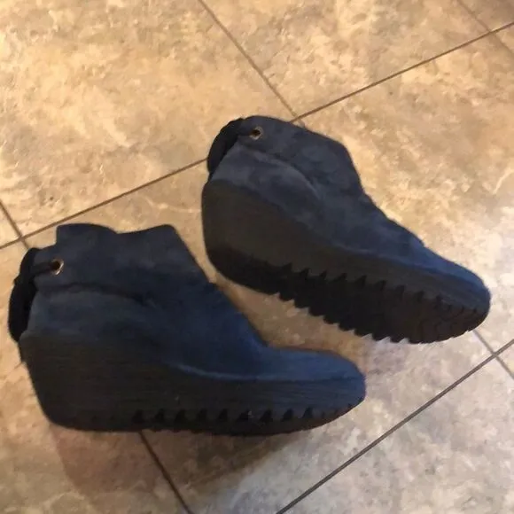 FLY London blue suede booties sz 10