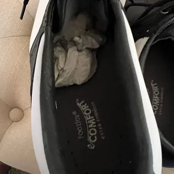 Footjoy golf shoes Black and White Men's Shoes