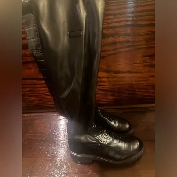 Franco Sarto Keaton boots / size 6.5 / NWOT