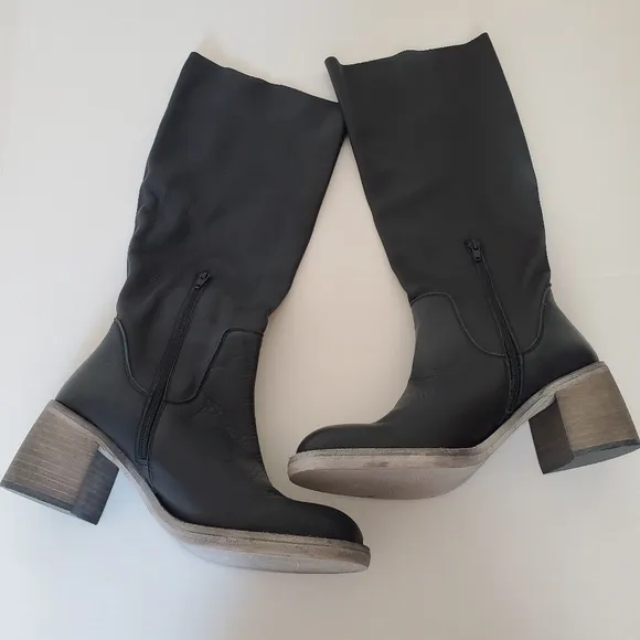 Free People Essential Tall Slouch Black Leather Boots Women’s Size 40 US 10