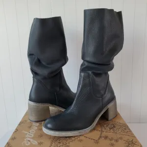 Free People Essential Tall Slouch Black Leather Boots Women’s Size 40 US 10