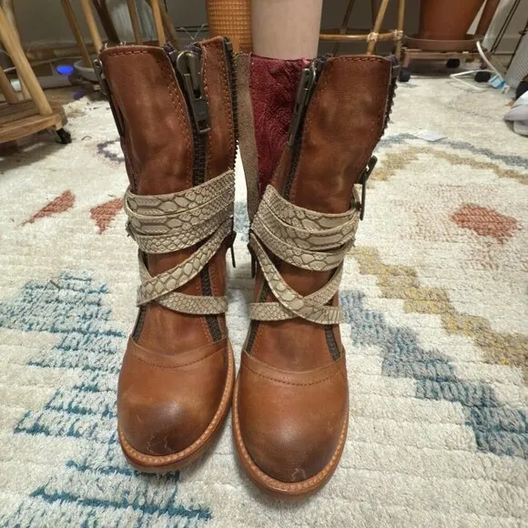 FREEBIRD BY STEVEN Balboa Tan Leather Ankle Boots Size 8 NWOT