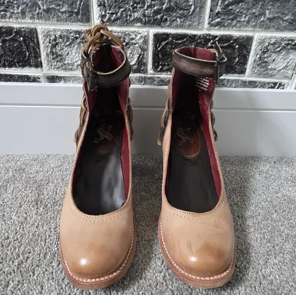 Freebird By Steven Women's Taupe Raeanne 8 Leather Heel Shoes Size 8