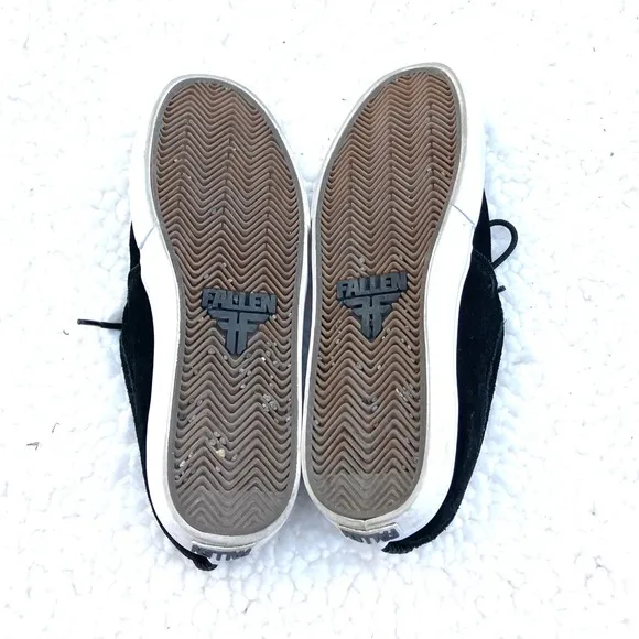 Frye Apache Black Suede Sneakers Mens Sz 8, Women’s Sz 10