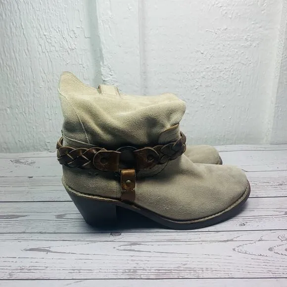 Frye Boots Carmen Tan Suede Womens 7.5B 77373 Mid Boots Harness Pull On Cowgirl