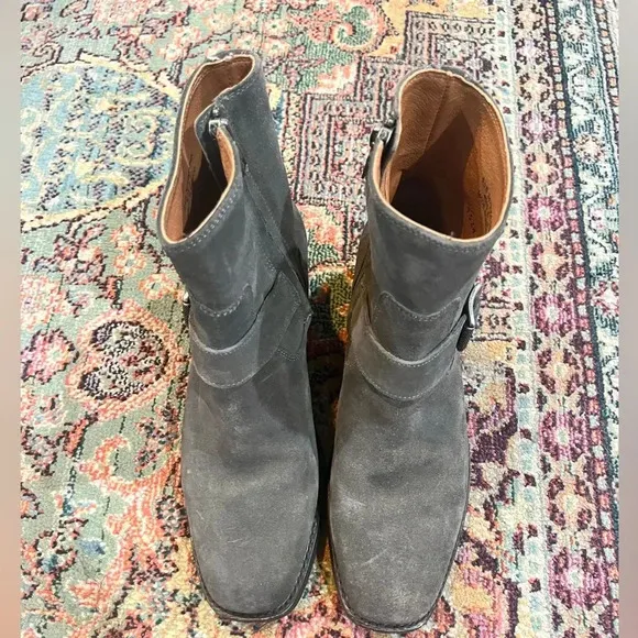 Frye Hannah Engineer Gray Grey Suede Boots