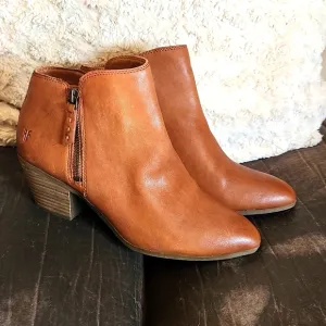 Frye Judith Double Zip Booties Brown 8M