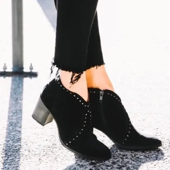 Frye Nora Black Stud Suede Western Boots Size 9.5