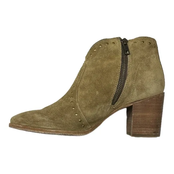 Frye Nora Stud Zip Ankle Boots Short Tan Suede Heeled Sz 8 Booties