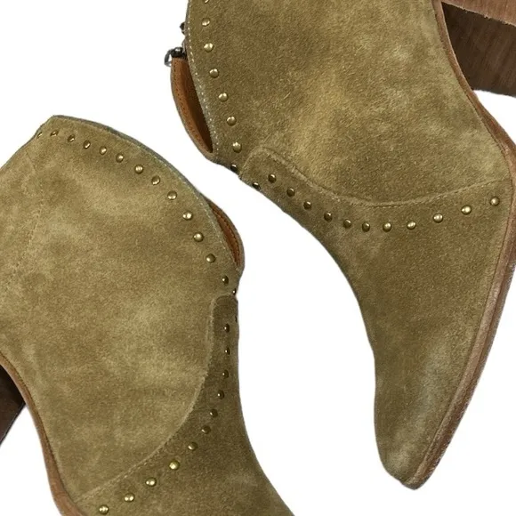 Frye Nora Stud Zip Ankle Boots Short Tan Suede Heeled Sz 8 Booties