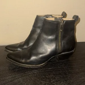 Frye Sacha Moto Shortie Leather Boots Women’s Size 10
