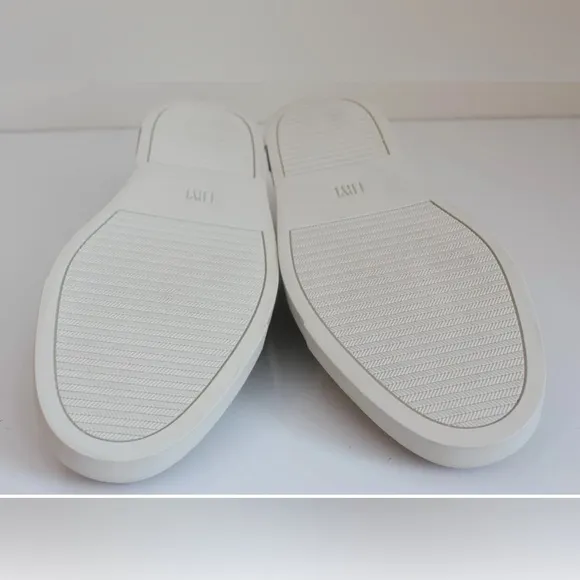 Frye Sneakers NWOB Ivy Stitch Slip On Beige Leather Suede Size 11