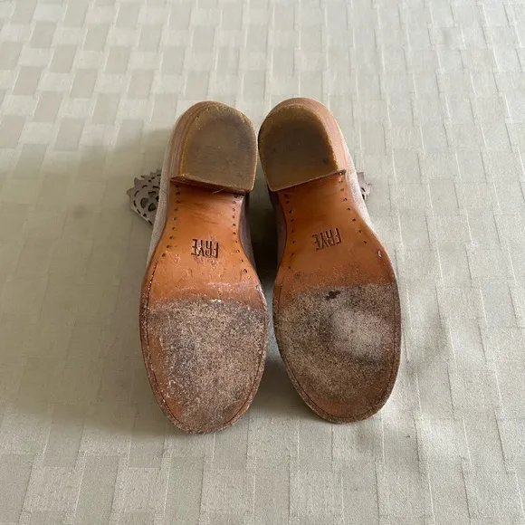 Frye Victoria Cut Short Boots