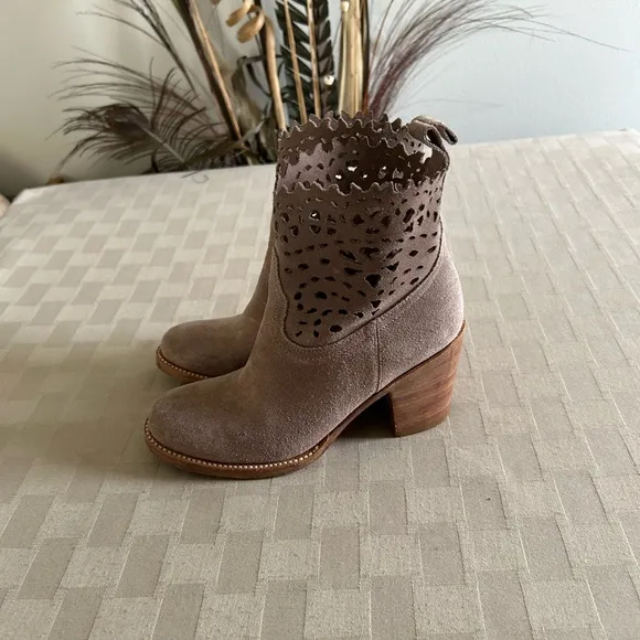 Frye Victoria Cut Short Boots