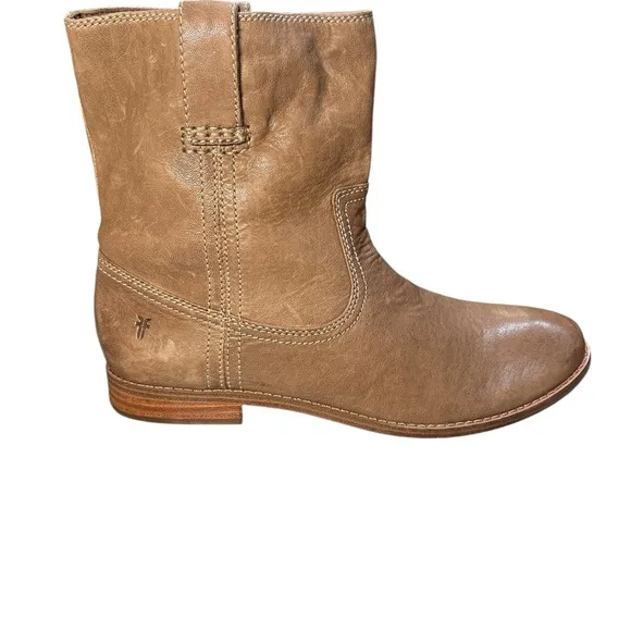Frye Women's Tan Leather Boots