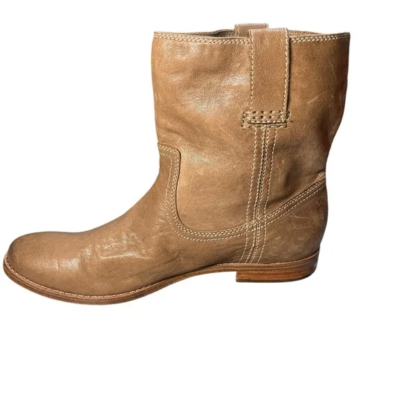 Frye Women's Tan Leather Boots