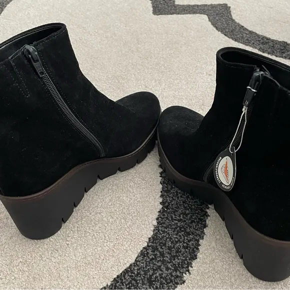 Gabor Black Suede Wedge Boots