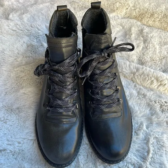 Gabor leather boots